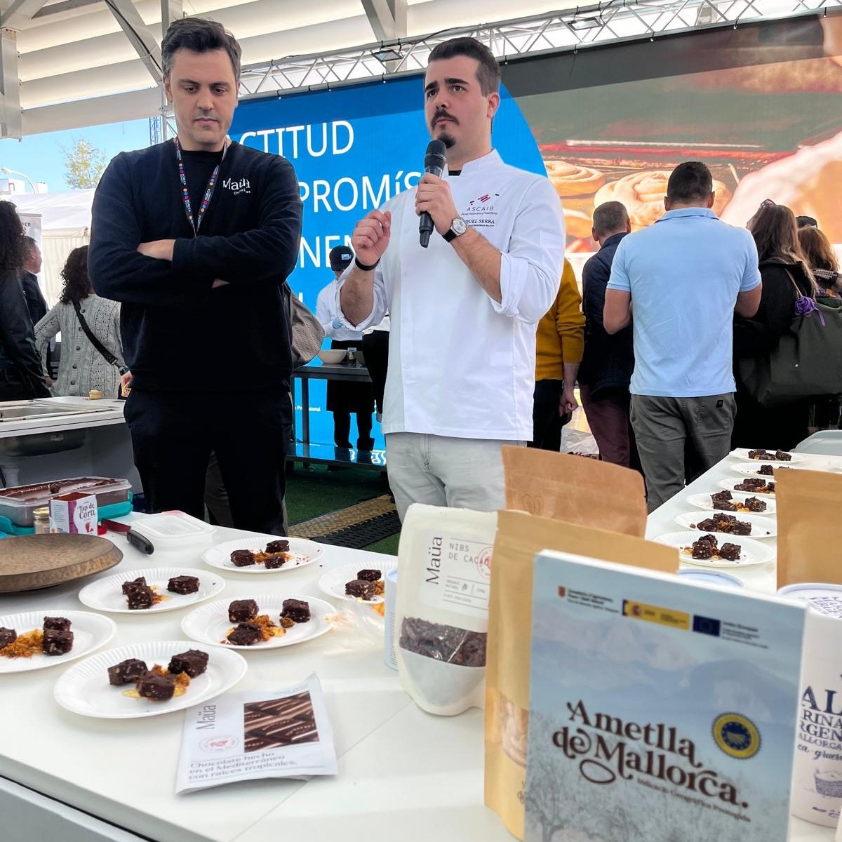ametlla_IGP's tweet image. Acabam la fira #HorecaBaleares2025 molt contents d'haver donat a conèixer l'#ametlla de #Mallorca a tanta gent i professionals del sector
Gràcies especialment a la conselleria @AgriculturaGOIB per l'espai i el suport i també a @ascaib per les col·laboracions en els showcookings!