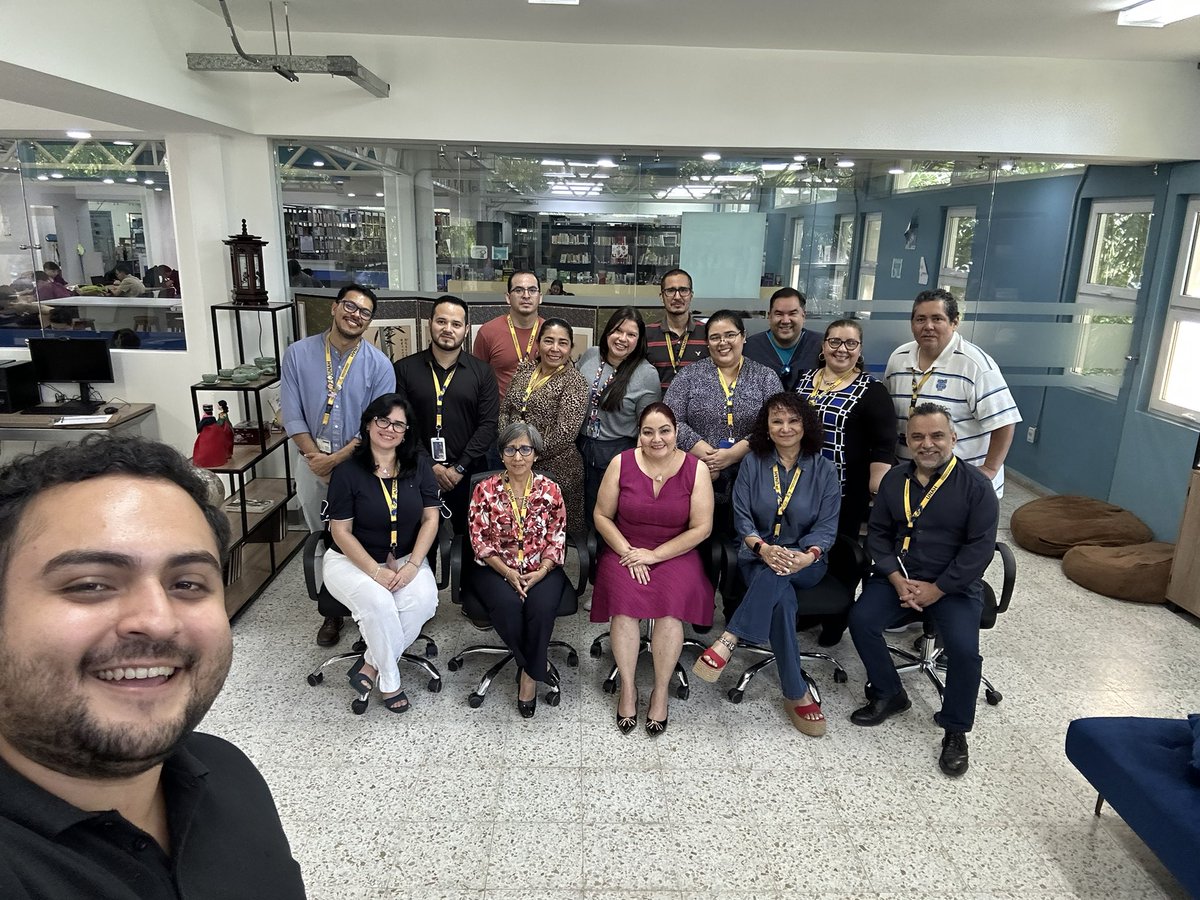 ¡Revivimos! 

📢 #UNAHCortés | La DSEP realiza reuniones para fortalecer la oferta de posgrados y optimizar estrategias de comunicación. 🎯 ¡Trabajamos por una educación de calidad y acceso a especialización! 📚 #UNAH