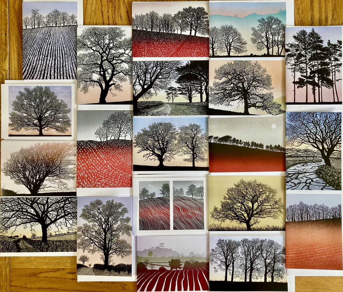 I’ve got big reductions on sets of cards on my website for a limited period. 10 with envelopes for £16, 20 for £30. Free delivery to uk addresses. If you feel like reposting, I’d be very grateful. 😊
richardshimell.co.uk/shop