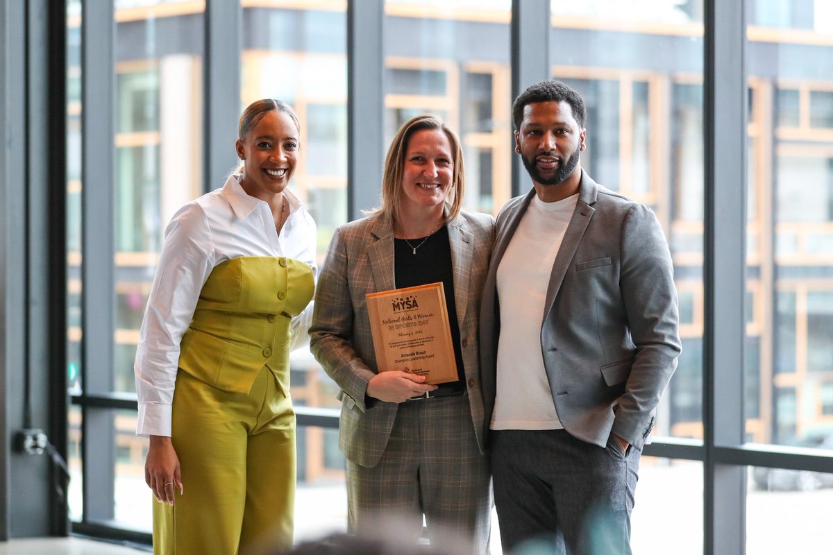 In the celebration of National Girls and Women in Sports Day, we congratulate Athletic Director Amanda Braun for receiving the Champion Leadership Award today!

#ForTheMKE