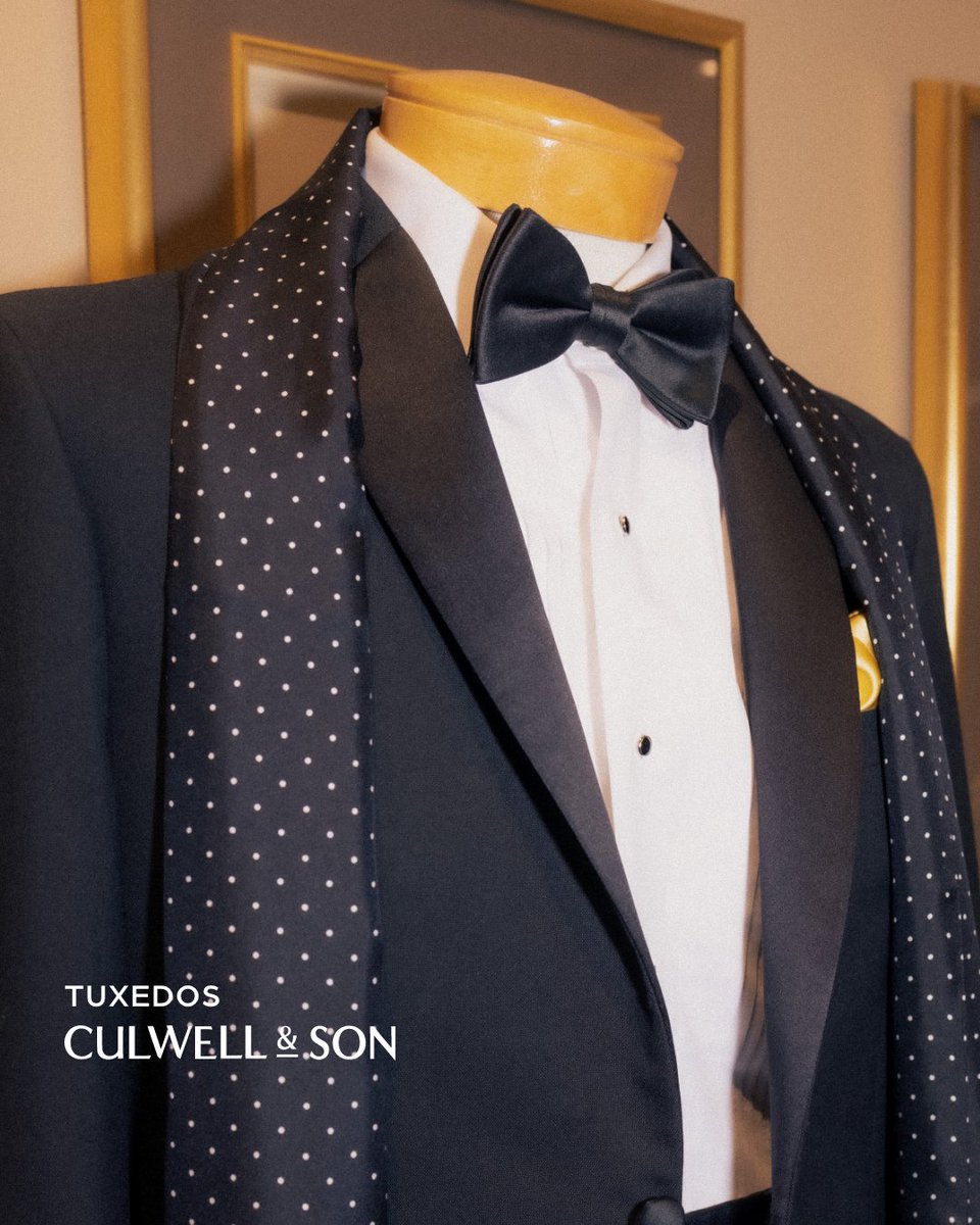 CulwellandSon's tweet image. When only the best will do, choose a tuxedo from Culwell &amp;amp; Son. 🎩

#mensfashion #customsuit #menswear #dallasfashion #classicmenswear #tuxedo #mensapparel #dressshoes #highlandpark #parkscities #familyowned #bespoke #bespokemenswear