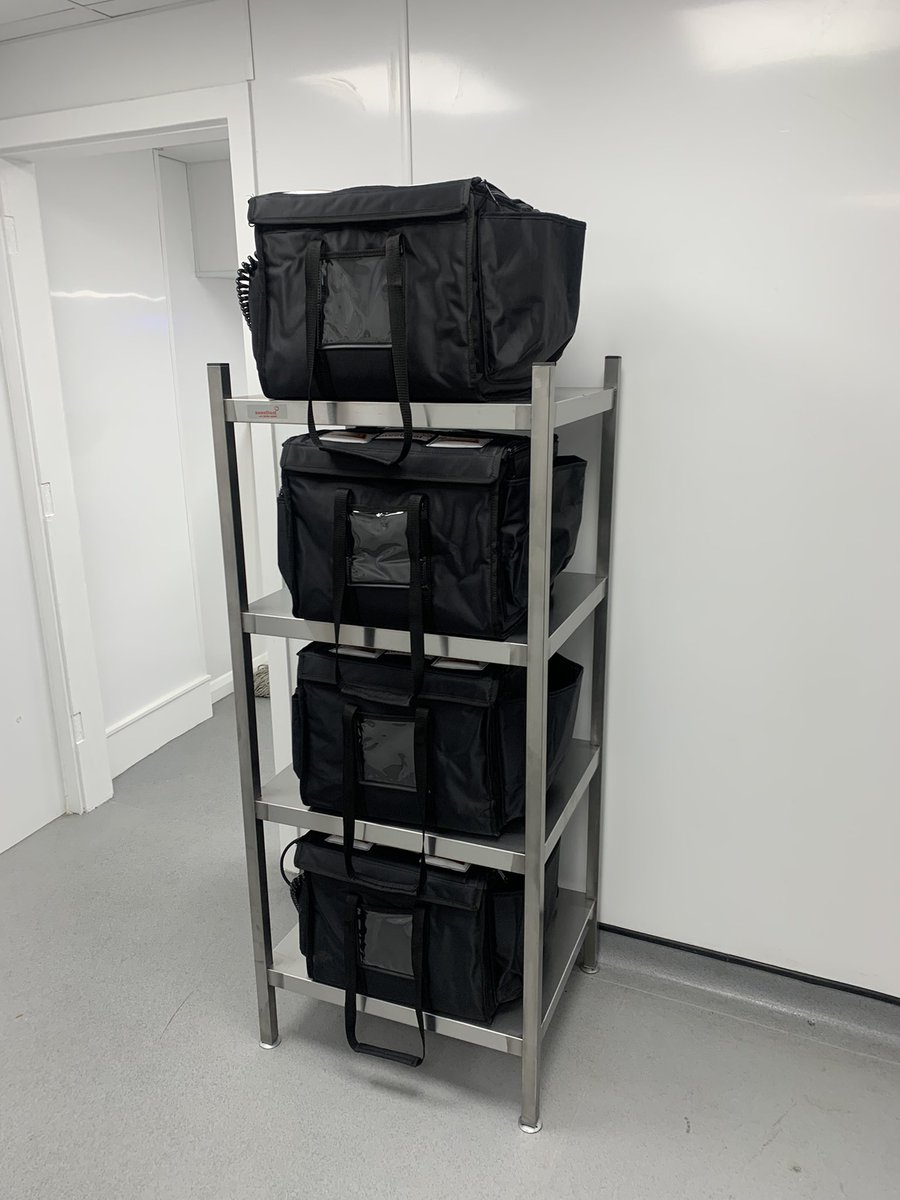 Pepes Piri Piri in Mansfield now ready to deliver their Grilled Chicken with Sweetheat Heated Delivery Bags sweetheat.co.uk #sweetheatheateddeliverybags #homedelivery #fastfood #takeaway #restaurant #hospitality #chef #grilled #grill #grilledchicken #piripiri