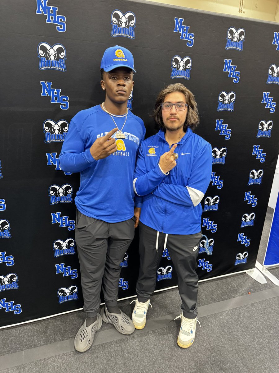 CoachVPG's tweet photo. Congratulations to @1Luhjo__ for signing with Thee Unsinkable Albany State University today! #asurams #culture https://t.co/juNNZC2Zxu