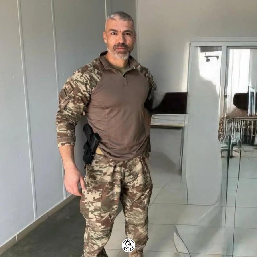 FIRAT_DOGUSU's tweet photo. 🔻#SONDAKİKA | Pençe-Kilit Harekat bölgesinde çıkan Ç* tışmada Askerimiz Piyade Komando Binbaşı Murat Kemal Yetişen Şehit oldu.

Vatan sağ olsun 🇹🇷 https://t.co/knKV0OHL3z