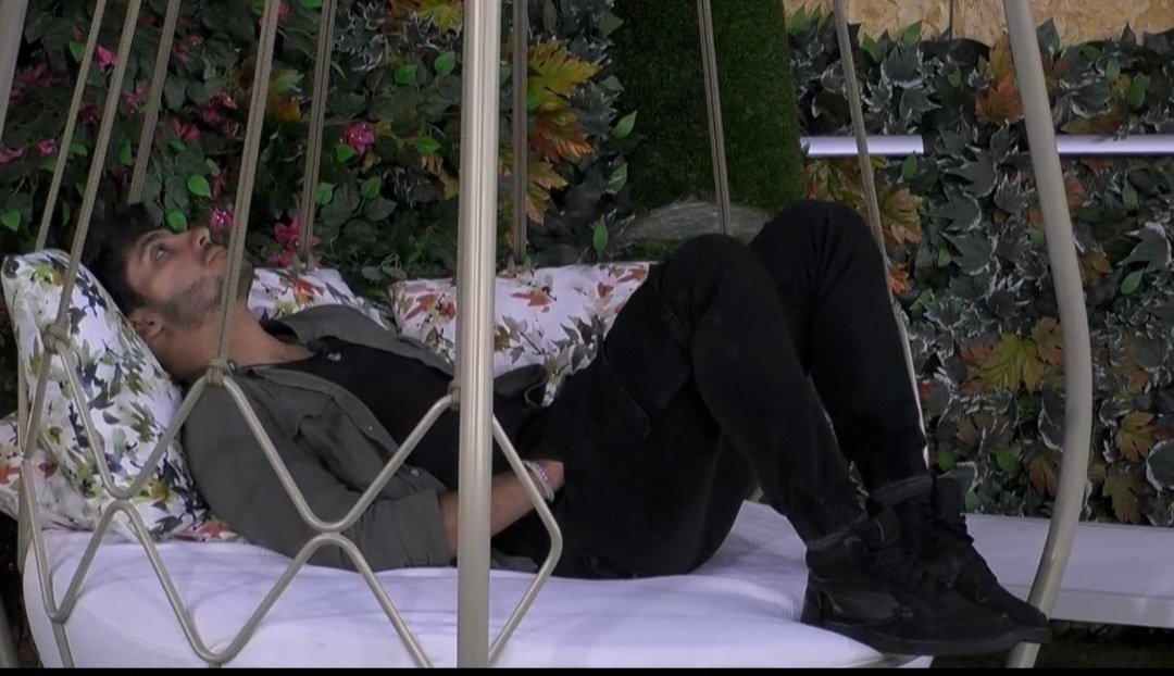 IL GIOCO LE DINAMICHE LE SHIP. NULLA DI TUTTO CIÒ MERITA CHE TU STIA COSÌ. FORZA LEONE NOI SIAMO CON TE #IOSTOCONJAVIER #flotta #javi7 #javiermartinez #grandefratello