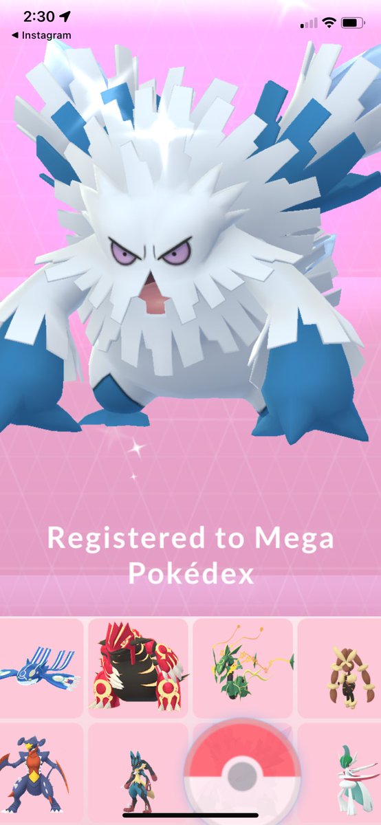 MockivePoGo's tweet image. A couple shinies yesterday! and one step closer to having the mega shiny dex! two more to go! #Pokemon #PokemonGO