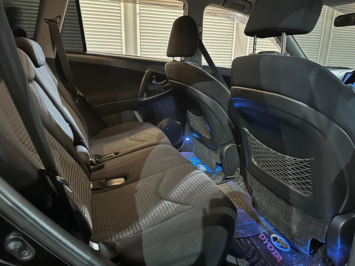 Nkya_motors's tweet image. TOYOTA VANGUARD
Engine: 2,400cc 2AZ
Color: BLACK
fuel: PETROL
Interior: BLACK
year: 2009

Options: ,cruise control, music system, side mirror winkers, sports mode. 

PRICE: 29,500,000

Call 0656 522 799 

Kindly Repost it 🙏