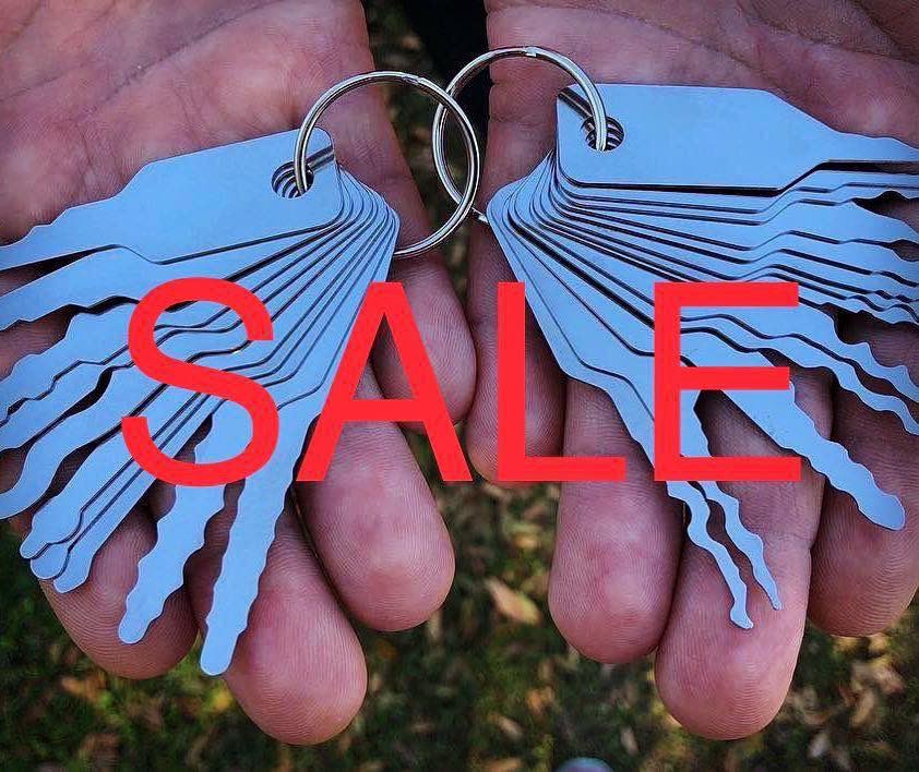 SouthOrdPicks's tweet photo. ‼️Hey y’all! Sale Items have just been updated on our website. Check out what’s On Sale now at https://t.co/mtNzHApBmK! (Link in bio)‼️#southord #locksmithtools #locksmithsupplies #lockpicks #lockpickset #lockpicking #lockpickingtools #locksmiths #locksport #everydaycarry #edcgear #professionaltools #toolsofthetrade #onsalenow #deals