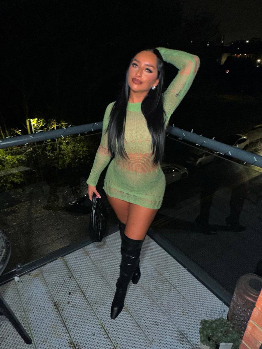 SPICYSKY20's tweet photo. Would you fuck me in public? https://t.co/0zzGWQ1u98