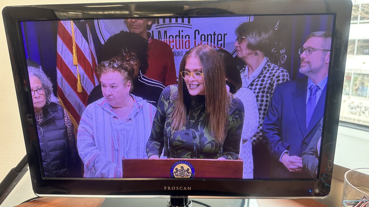 LexisTV's tweet photo. Watching the Pa House press conference introducing HB 443, giving those with second-degree felony murder sentences a chance at parole.
📺 Watch Live: https://t.co/Sz3wFk775g
@celeste_trusty #HB443 https://t.co/DpkHLqJxog