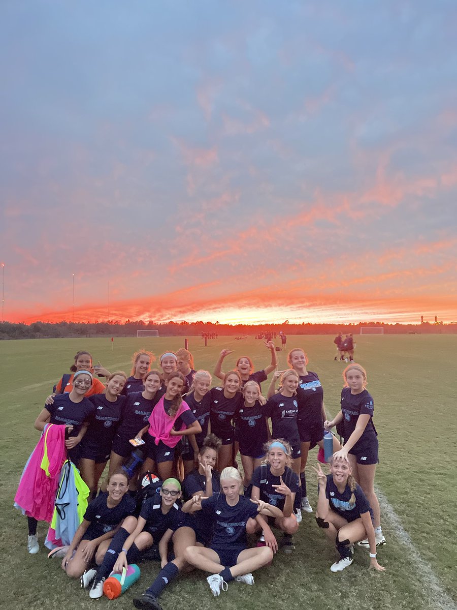 Zak Davis tweet media