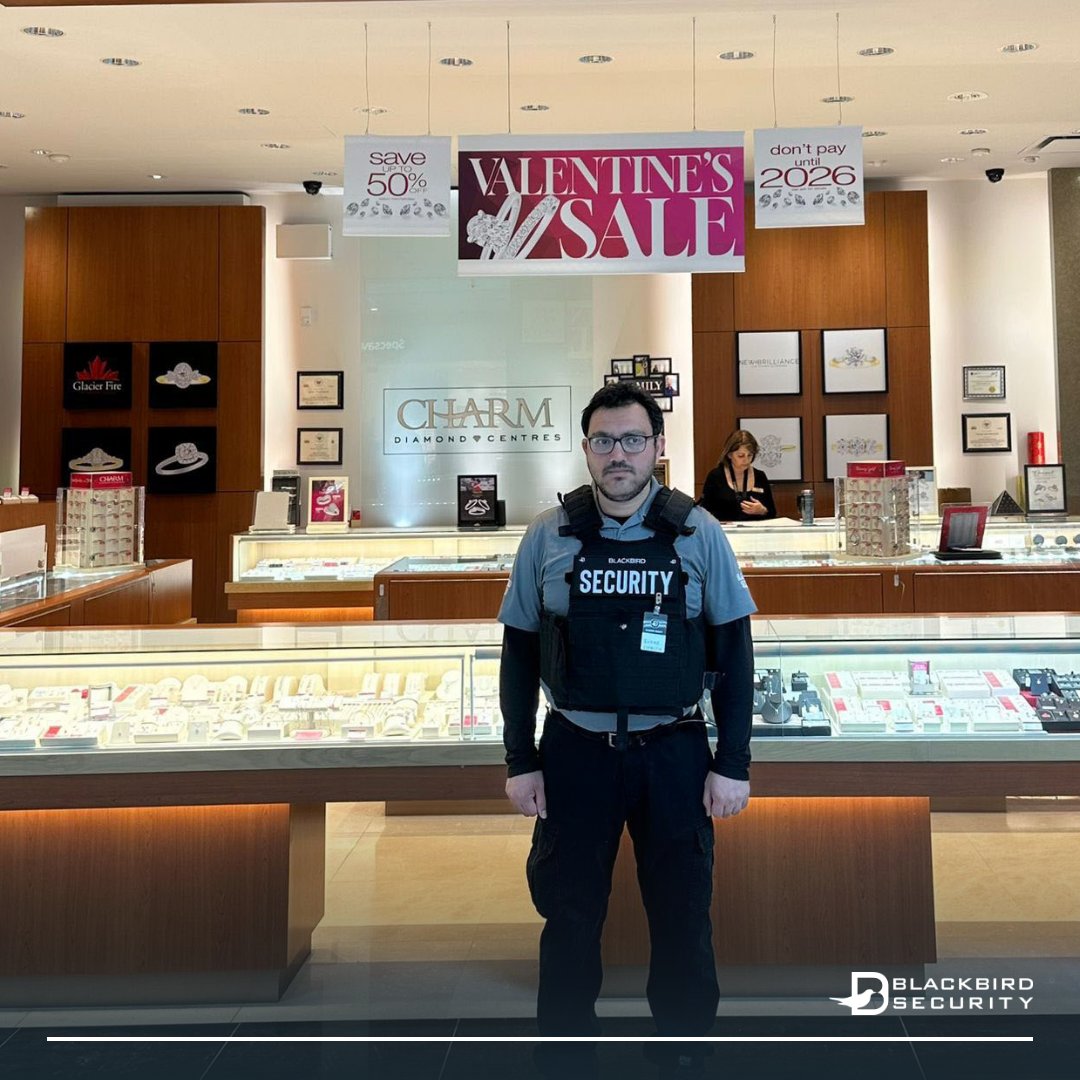 Blackbirdsecur1's tweet image. Jewelry store robberies in Ontario have surged—40+ incidents in 2024 alone. That’s why Charm Diamond Centre trusts Blackbird Security. Now securing 11 sites, 7 days a week. 

#RetailSecurity #TacticalSecurity