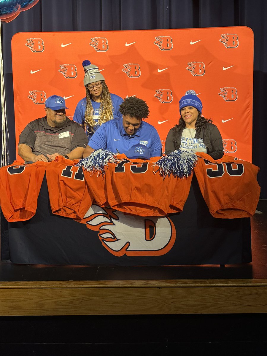 Blackman Football (@blackmanftball) on Twitter photo Well he isn't going Far!! <a href="/MT_FB/">Middle Tennessee Football</a> is getting a BEAST in the middle! Congratulations <a href="/BigArchie99/">Archie “The Silver Back” Roseman V</a> !!
#WeAreBlackman Well he isn't going Far!! <a href="/MT_FB/">Middle Tennessee Football</a> is getting a BEAST in the middle! Congratulations <a href="/BigArchie99/">Archie “The Silver Back” Roseman V</a> !!
#WeAreBlackman
