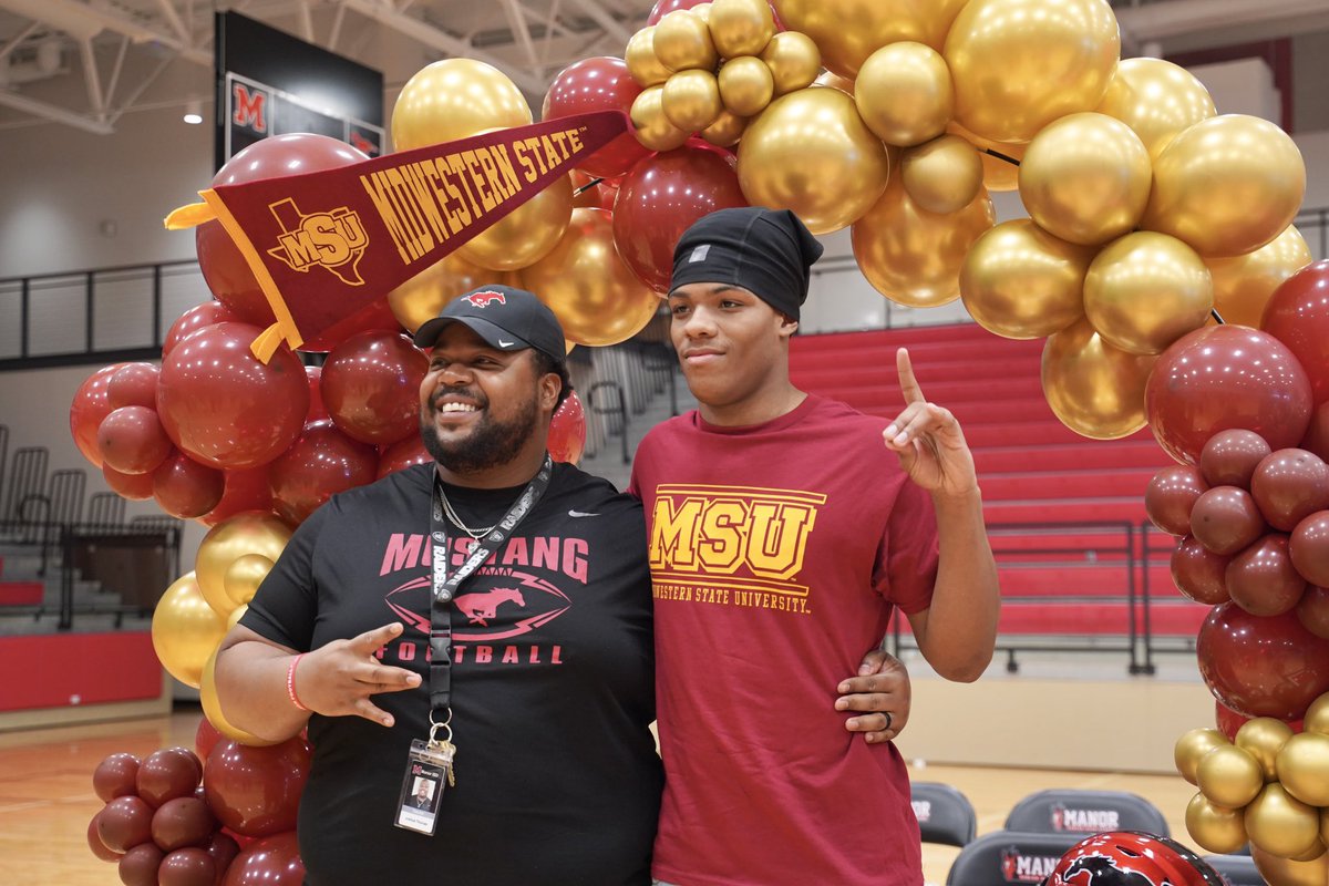 Manor ISD (@manorisd) on Twitter photo More from today!🎉 More from today!🎉