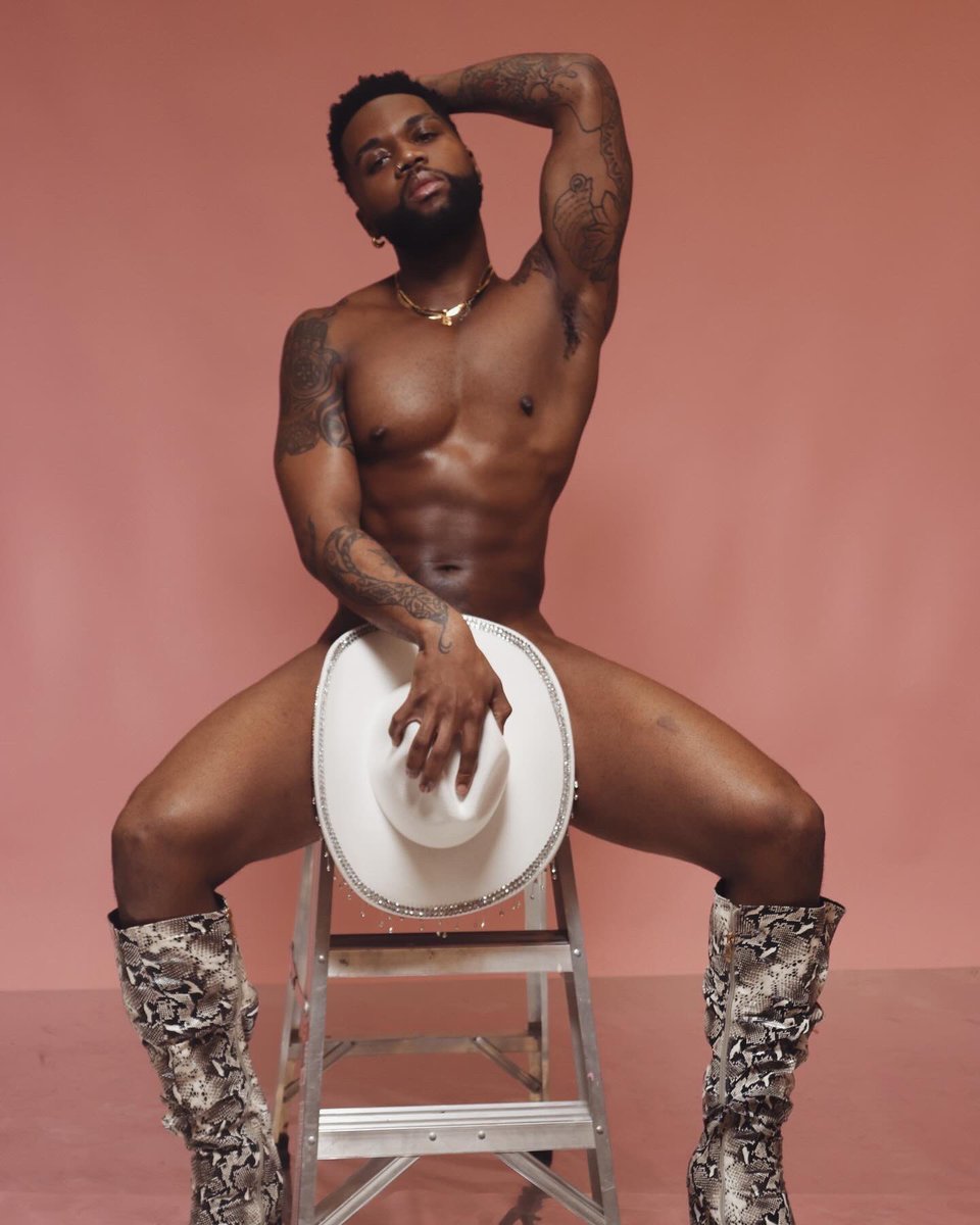 Cowboy Carter tour gotta us all in our country bag I must say …. Save a 🐎 ride a cowboy 🤠.