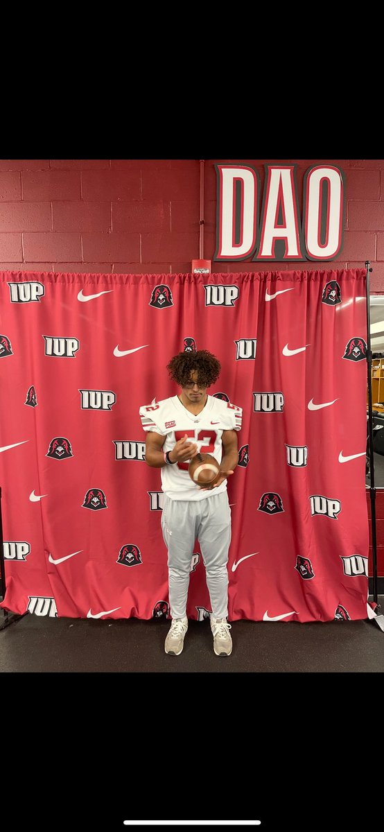 Excited and blessed to announce my commitment to play football at Indiana University of Pennsylvania. Thank you to my coaches and everyone that helped me throughout my career.
<a href="/IUPfootball/">IUP Football</a> <a href="/GoldenLionFoot1/">Golden Lion Football</a> 
Go Hawks❤️🖤