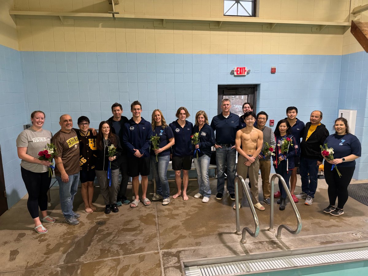 Congratulations and thank you to our Senior Swimmers!