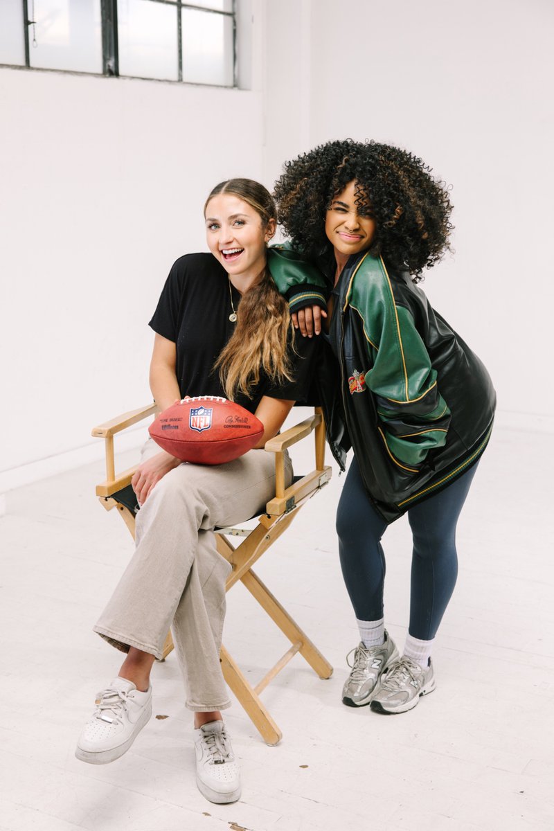 donnybrock_psd's tweet photo. Happy #NGWSD so thankful for all the amazing women I work with every day! 🏈 https://t.co/i3LcltyGv1