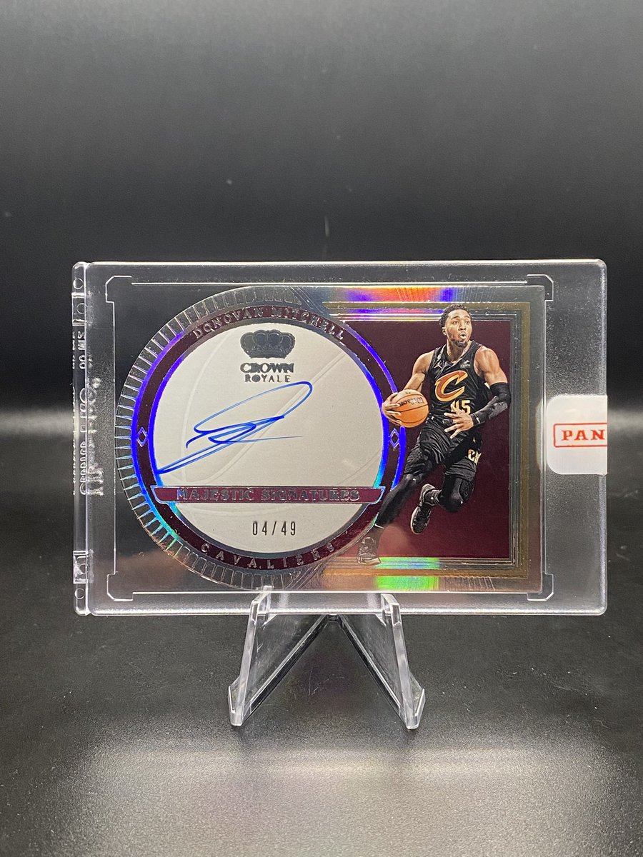 joeydscards's tweet photo. Haven’t posted on of these on Twitter in years

✅LOOKING TO BUY NBA AND MLB!
💰$20K+ BUDGET
❤️1/1s, GAME WORN, ON CARD AUTOS
⭐️STARS AND HOF ONLY
🚩NO PROSPECTS, STICKER AUTOS, OR VINTAGE

PLEASE RT TO HELP W VISIBILITY.  My name is same on IG. Would love to deal with new peeps https://t.co/IHTUqGqNsS