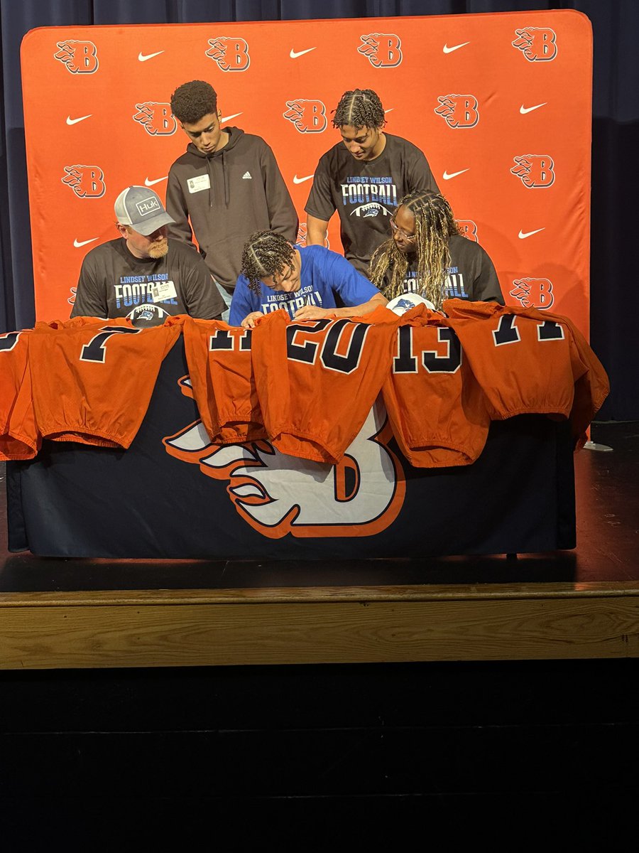 Blackman Football (@blackmanftball) on Twitter photo We want to thank <a href="/DragooJr/">John Dragoo Jr.</a> for everything he gave this program! This next step in his football journey is MUCH DESERVED!!
<a href="/LWC_Football/">LWC Football</a>
#WeAreBlackman We want to thank <a href="/DragooJr/">John Dragoo Jr.</a> for everything he gave this program! This next step in his football journey is MUCH DESERVED!!
<a href="/LWC_Football/">LWC Football</a>
#WeAreBlackman