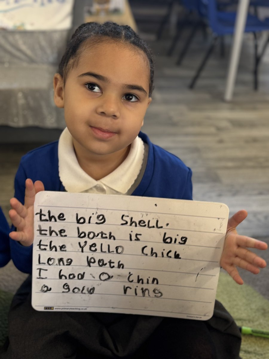 Miss Thomas tweet media