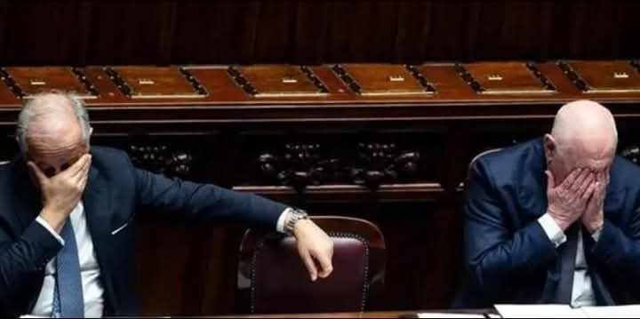 Credo che ogni commento sia superfluo,la foto è talmente esplicita.