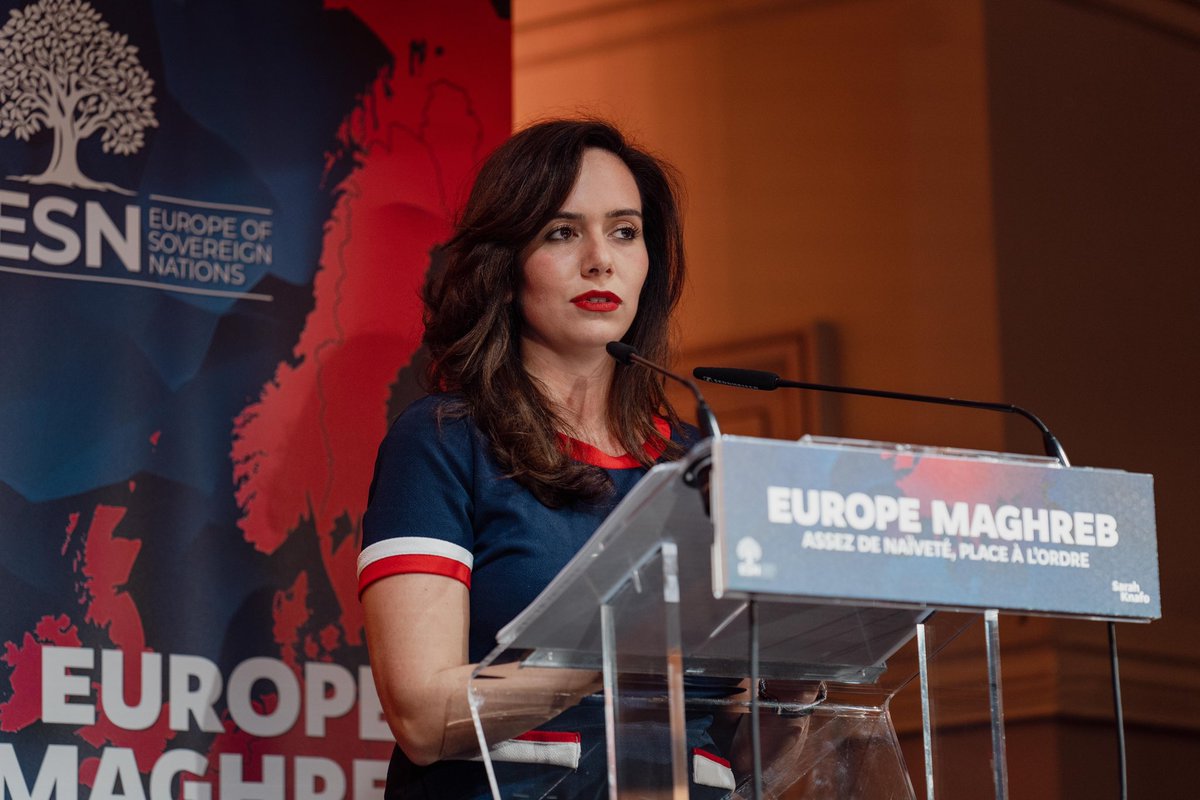 ‼️Pendant qu’on ferme des classes en zones rurales, la France investit dans l'éducation algérienne. 

En 2022, la France a accordé la modique somme de 121 millions d'euros à des étudiants algériens pour qu'ils viennent étudier en France.