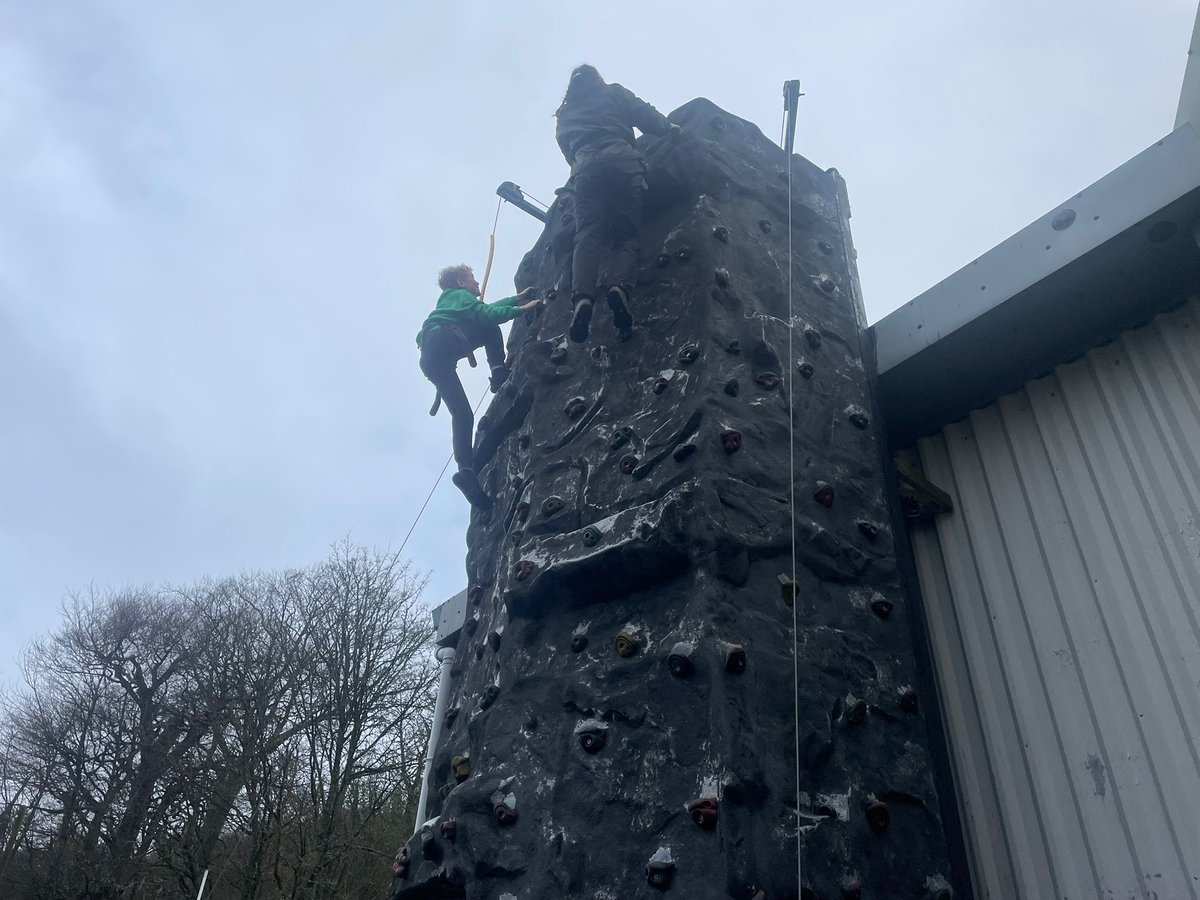 BroEdernCym's tweet photo. Dringo! Climbing! https://t.co/xVQ3QNmA7V