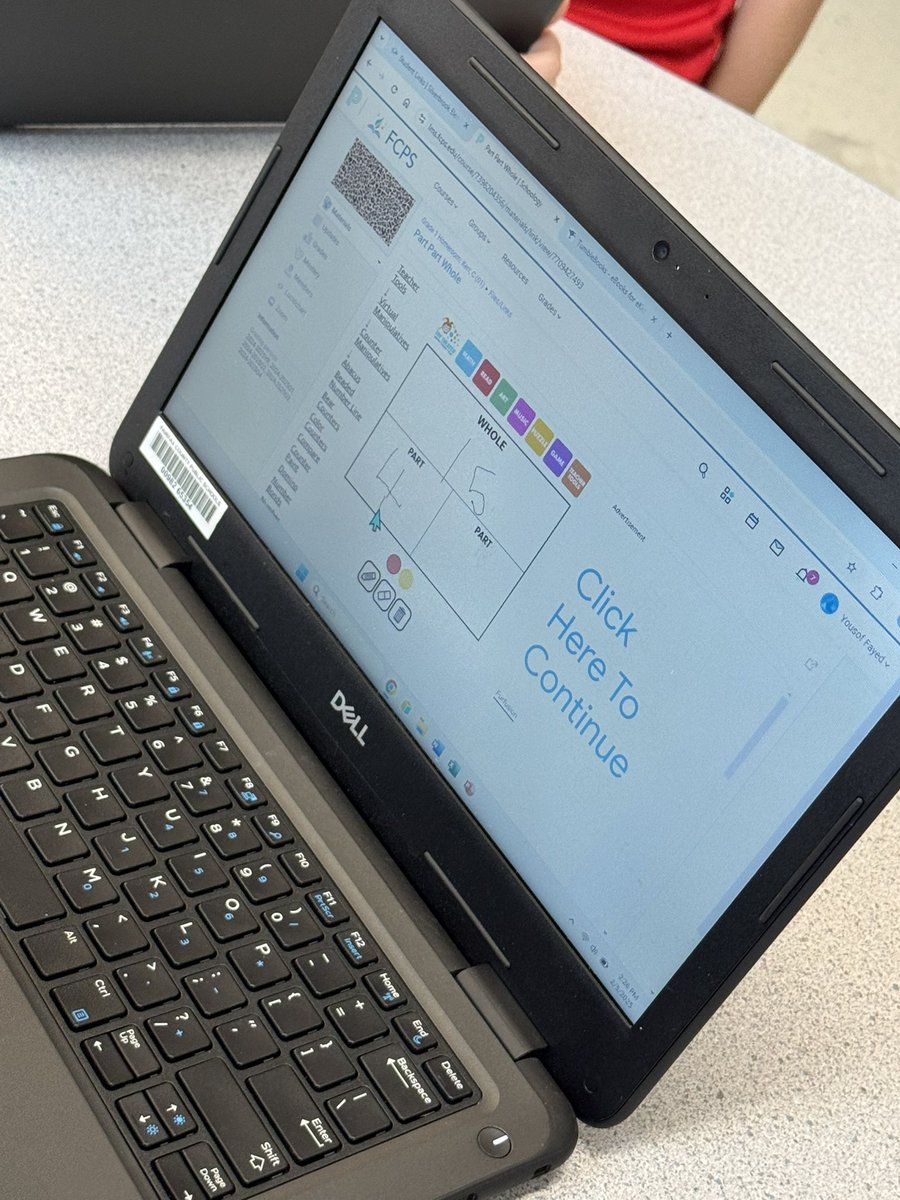 Miss Kerr tweet media