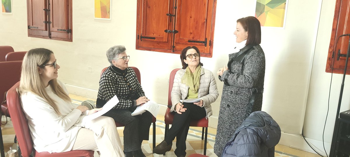 akirE_aelaG's tweet image. Honoured to be invited for the second time in a row by the Malta Association of Play Therapists to deliver a fascinating session on blending cognitive processing and metacognition into play therapy and therapeutic play.