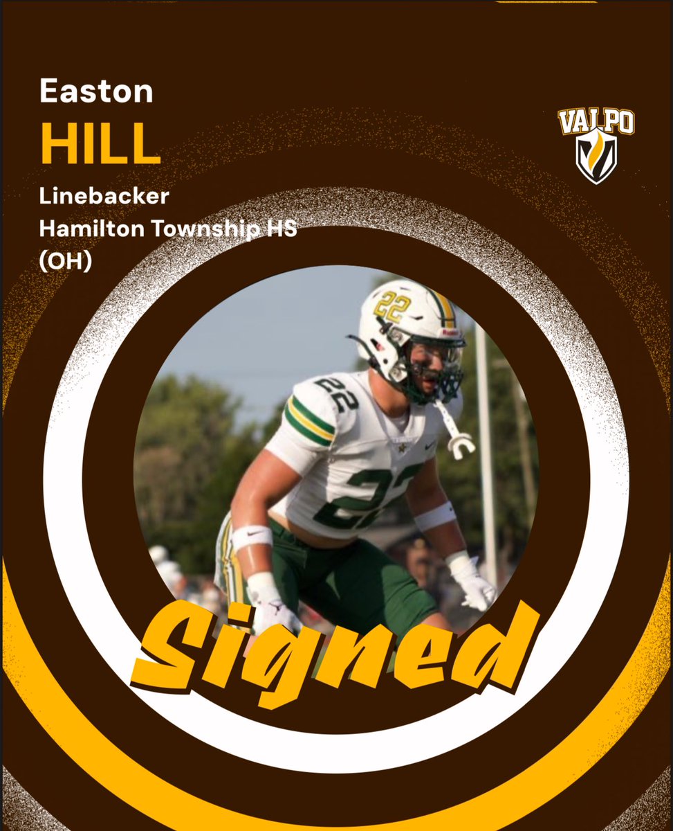 valpoufootball's tweet photo. Signed 📝

The journey starts here. Welcome to the Valpo Family, Easton Hill! 🏈 

#FIGHT_VU | #GOVALPO https://t.co/6akMiFiB0Y