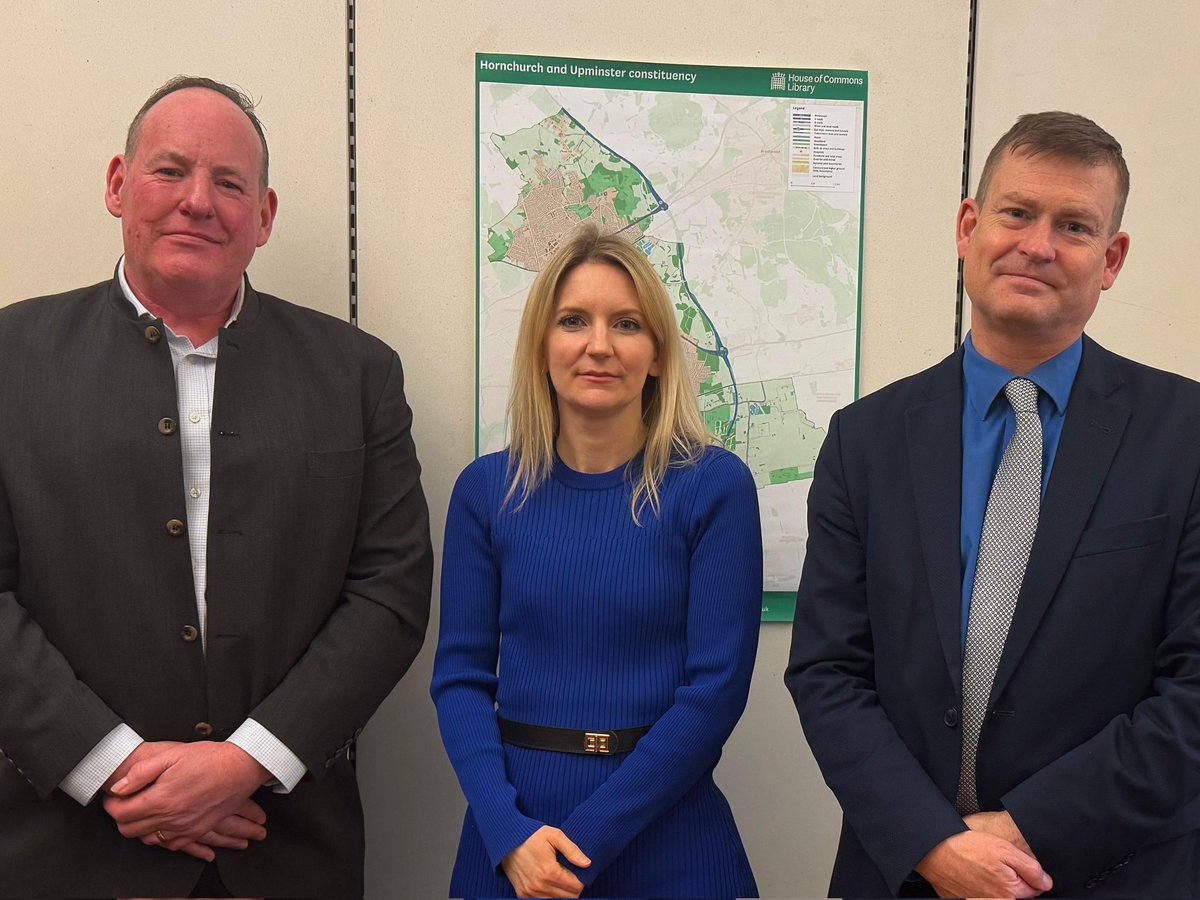 aston0523's tweet photo. Met with @JuliaLopezMP and Justin Madders today.
Long battle to get change in mums memory continues #Fireworkreform #fireworks https://t.co/J4v9nwb8kJ