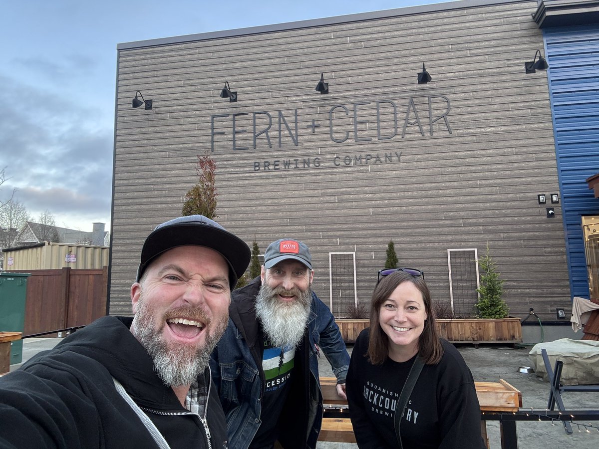 craftbrewjester's tweet photo. Brewstop #6 on the #QuestToBreak95 of #BrewQuest2025 was #fernandcedar in #qualicum we had a little pre birthday meet up with warren and a few delish bevies , even tho I mixed em all up they were all tasty and so was the fried chicken sandwich not shown cause we devoured it https://t.co/zsAcr1bzo9