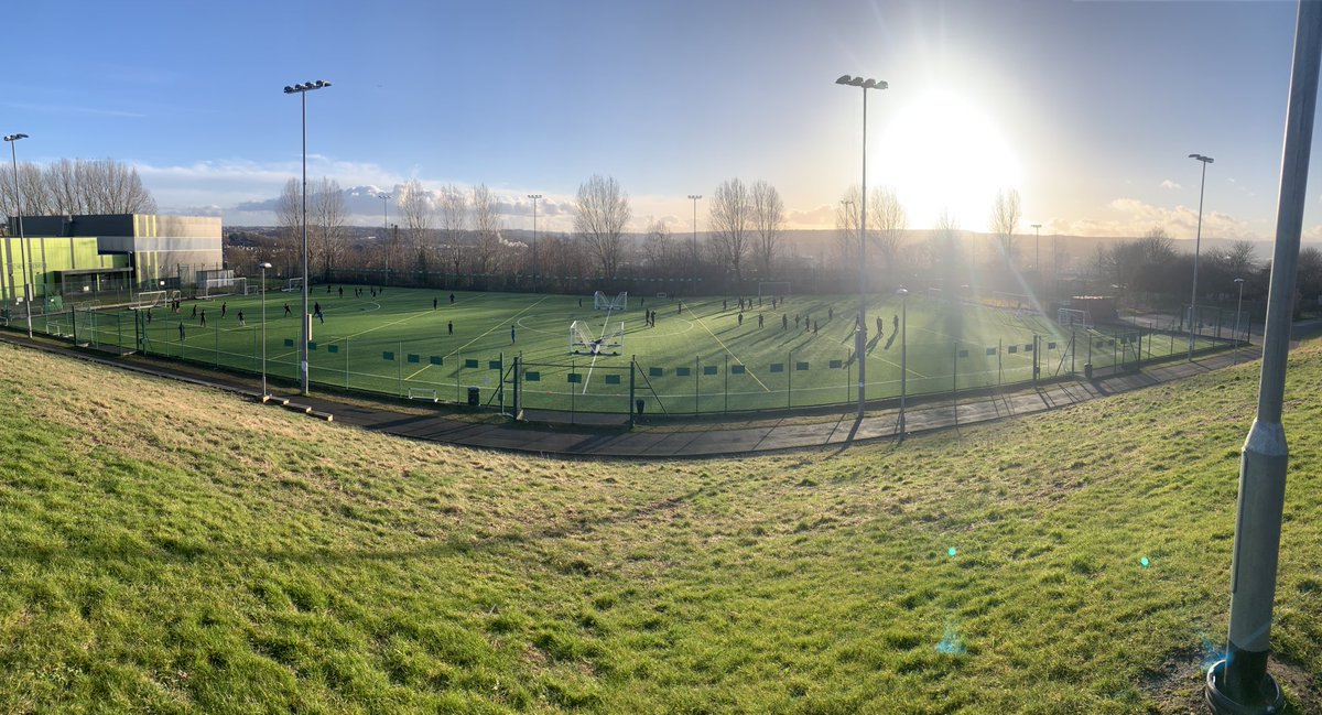A sporting feast this afternoon!! We had over 100 students taking part in sport after school today:
🏓 
⚽️
And taking centre stage was our two netball teams. Great work girls - looking forward to seeing you progress in the future #lovesport #ambition