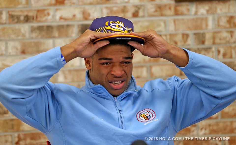 LSUBarstool's tweet photo. Happy Signing Day Tiger Nation! https://t.co/qQ1SVc3Syw