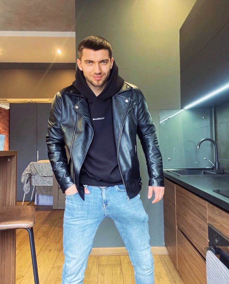 King Ralph tweet media