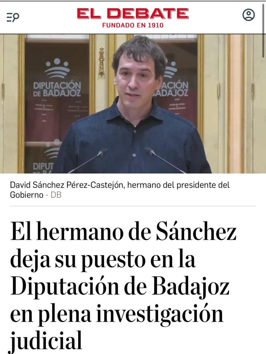 Tras 7 años, David Sánchez abandona su puesto en la Diputación de Badajoz.

7 años en los que:

-Ha producido 1 ópera de pésima calidad, que se ha representado una vez.
-Ha dispuesto de un presupuesto de 373000 € para dirigir sus caprichos.
-Ha coordinado 0 conservatorios.
-Ha