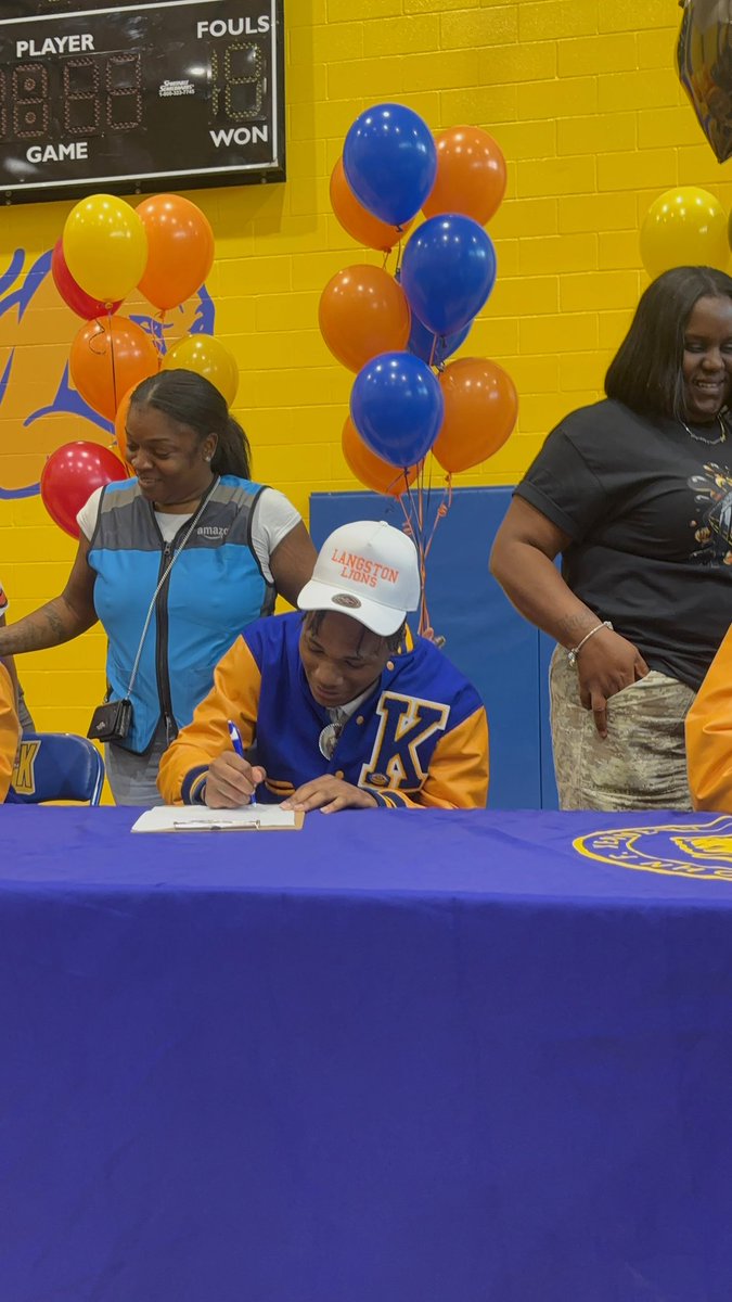Jonathan Strowder (@14gostupid) on Twitter photo โ๐ฝSigned to <a href="/LangstonLionsFB/">Langston Lions Football</a> <a href="/coachabrego/">Chris Abrego</a> <a href="/coach_tblack/">Tirerell Bonner</a> <a href="/lynarise/">Lynarise Elpheage Sr.</a> ๐๐งก โ๐ฝSigned to <a href="/LangstonLionsFB/">Langston Lions Football</a> <a href="/coachabrego/">Chris Abrego</a> <a href="/coach_tblack/">Tirerell Bonner</a> <a href="/lynarise/">Lynarise Elpheage Sr.</a> ๐๐งก
