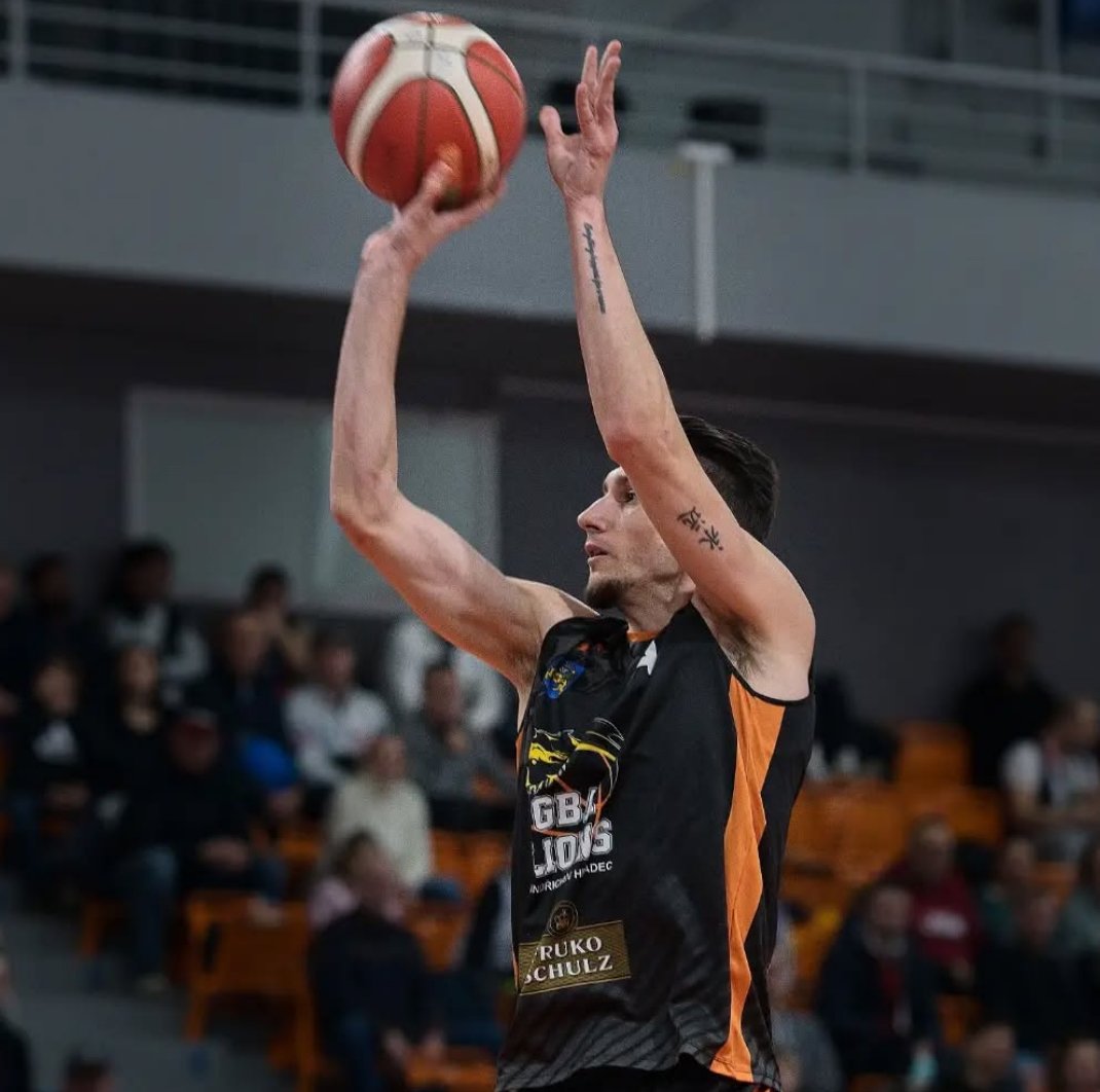 TangramSports's tweet photo. David Pekarek @DavidPekarek delivered a top-scoring performance for @GBAFruko_JH against Slavia Prague in the NBL

🔢 17 pts i 7 rebs I 3 as
🆚 Slavia Prague ✈️
🏆 NBL 🇨🇿

#TangramSports
#FollowYourDreamsWithUs https://t.co/MC1LQ5G6QM