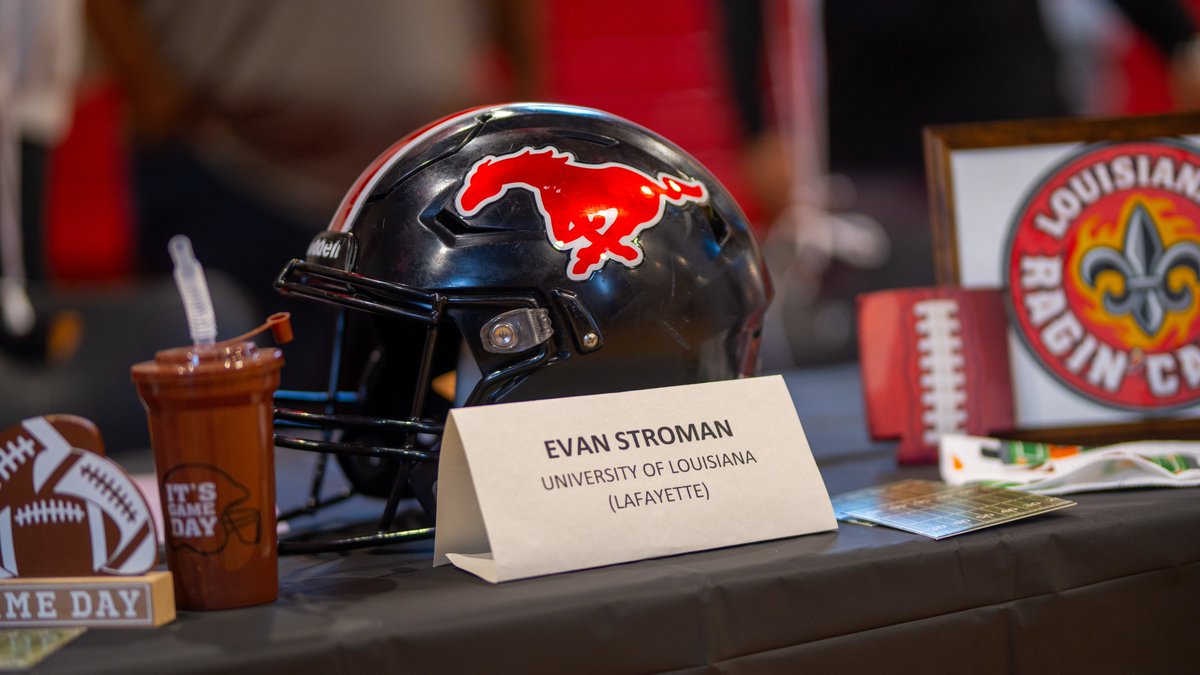 Westfield Mustang Football (@fb_westfield) on Twitter photo Congratulations to <a href="/Str0man2/">Evan stroman</a> on signing to play with <a href="/RaginCajunsFB/">Louisiana Ragin’ Cajuns® Football</a> !!! Congratulations to <a href="/Str0man2/">Evan stroman</a> on signing to play with <a href="/RaginCajunsFB/">Louisiana Ragin’ Cajuns® Football</a> !!!