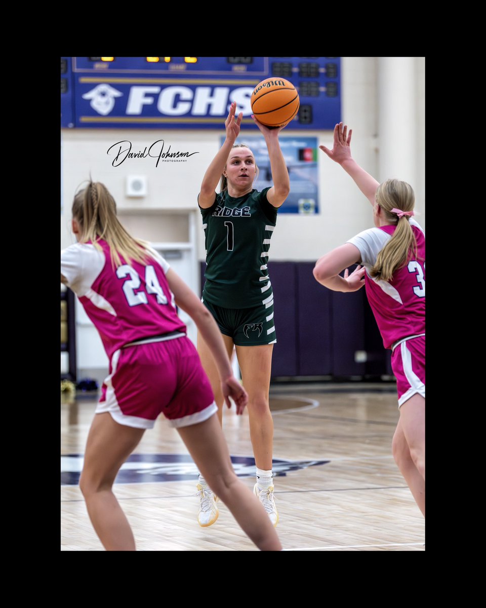 DavidJohnsonPh2's tweet photo. Fort Collins High girls basketball faced cross town rival Fossil Ridge High in a home game last night. 

#basketball #sports #photographer #photograghy @PSD_ATHLETICS @fossilridge_Ath https://t.co/WZ8EZT5GV6