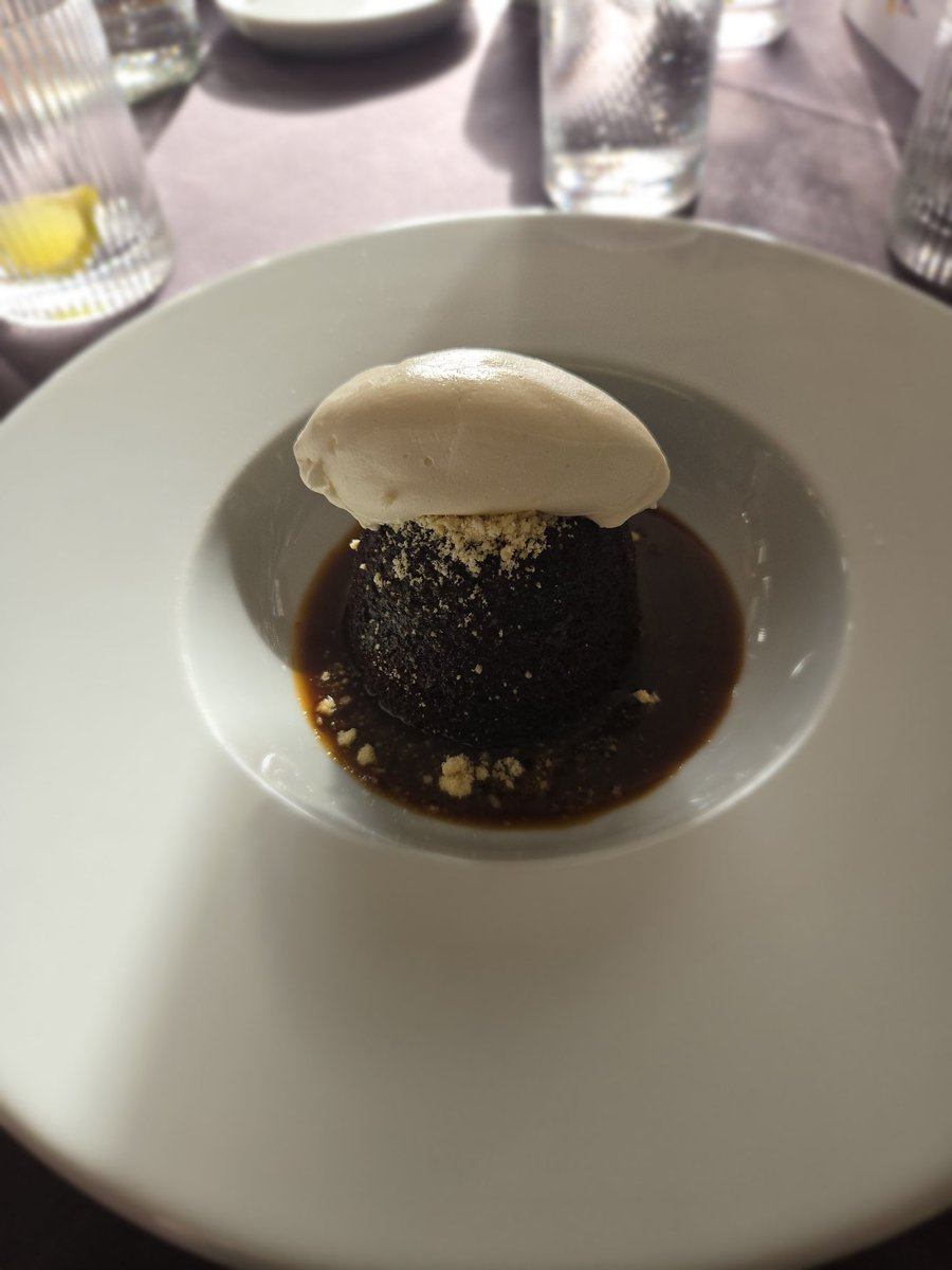 A great day at my first college visit of the year.   Thank you to the staff and students of <a href="/HospitalityCCN/">Hospitality CCN</a> for looking after me and Becks from <a href="/PaddyandScotts/">Paddy & Scott's • Fuelling ambition.</a> . Inspiring chats with the students and an amazing lunch with <a href="/AAHospitality/">AA Hospitality</a> in <a href="/DebutRestaurant/">Debut Restaurant</a>