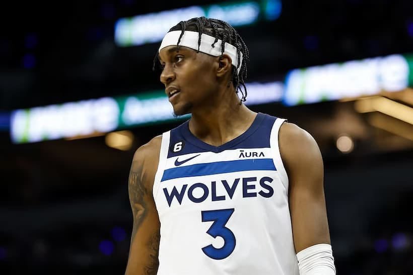 NicksProvenPixx's tweet photo. Jaden McDaniels O 6.5 Rebounds

With Randle injured, McDaniels is averaging 9.5 rebounds per game. He had 15 rebound chances last game. He plays a bulls team tonight that leads the league in pace, which leads to many more defensive rebound opportunities. McDaniels should find every chance to get boards tonight.