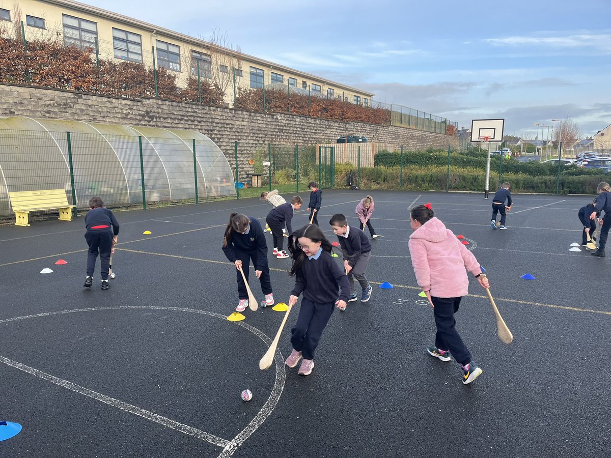 Dylan Lyne PO (@dylanlyne242288) on Twitter photo A great morning of hurling skills took place in St Catherine McCauley junior school in new Ross today and it was also great to see our 2nd class group head to the <a href="/FreshtodayL/">Freshtoday School Lunches</a> blitz today . <a href="/wexgaacoaching/">Wexford GAA Coaching & Games</a> A great morning of hurling skills took place in St Catherine McCauley junior school in new Ross today and it was also great to see our 2nd class group head to the <a href="/FreshtodayL/">Freshtoday School Lunches</a> blitz today . <a href="/wexgaacoaching/">Wexford GAA Coaching & Games</a>