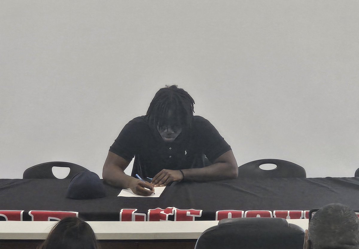 The Rocker Lee tweet media