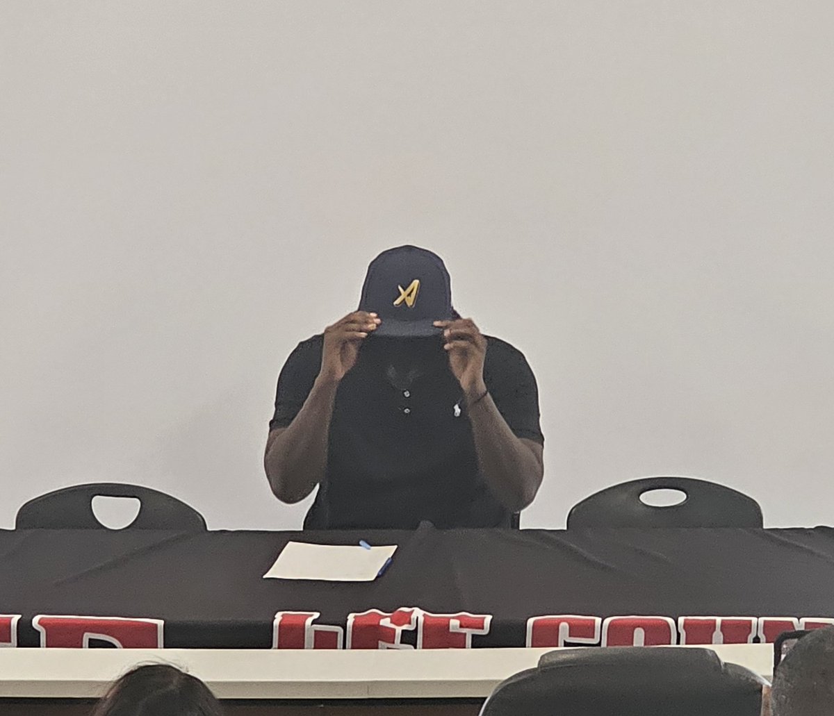 The Rocker Lee tweet media