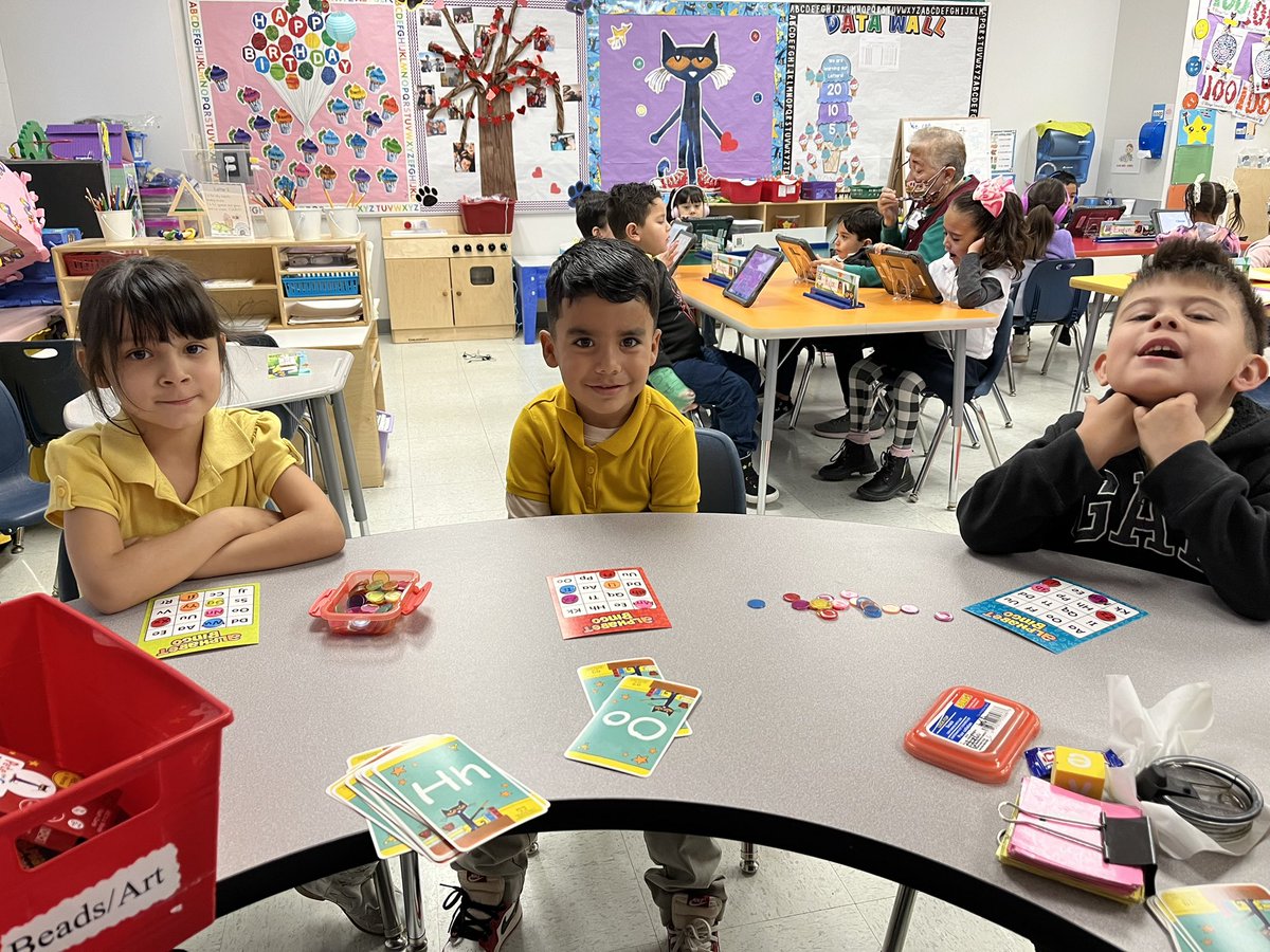 vaviles01's tweet photo. Playing alphabet bingo to practice our letters and sounds #BME #prekisfun https://t.co/540e9LnkJK