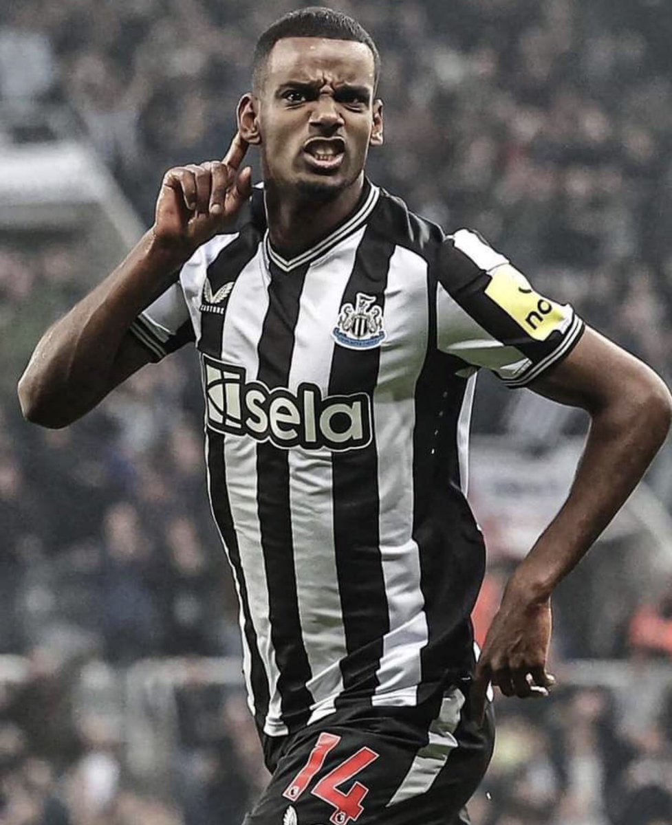 FANAUSEMEDIA tweet media