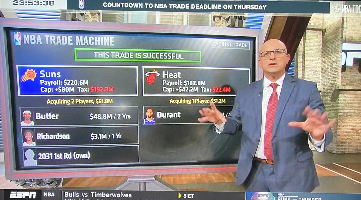 WAKE UP!!!! KD THERE FOR THE TAKING!!! HOLD NOTHING BACK <a href="/MiamiHEAT/">Miami HEAT</a>