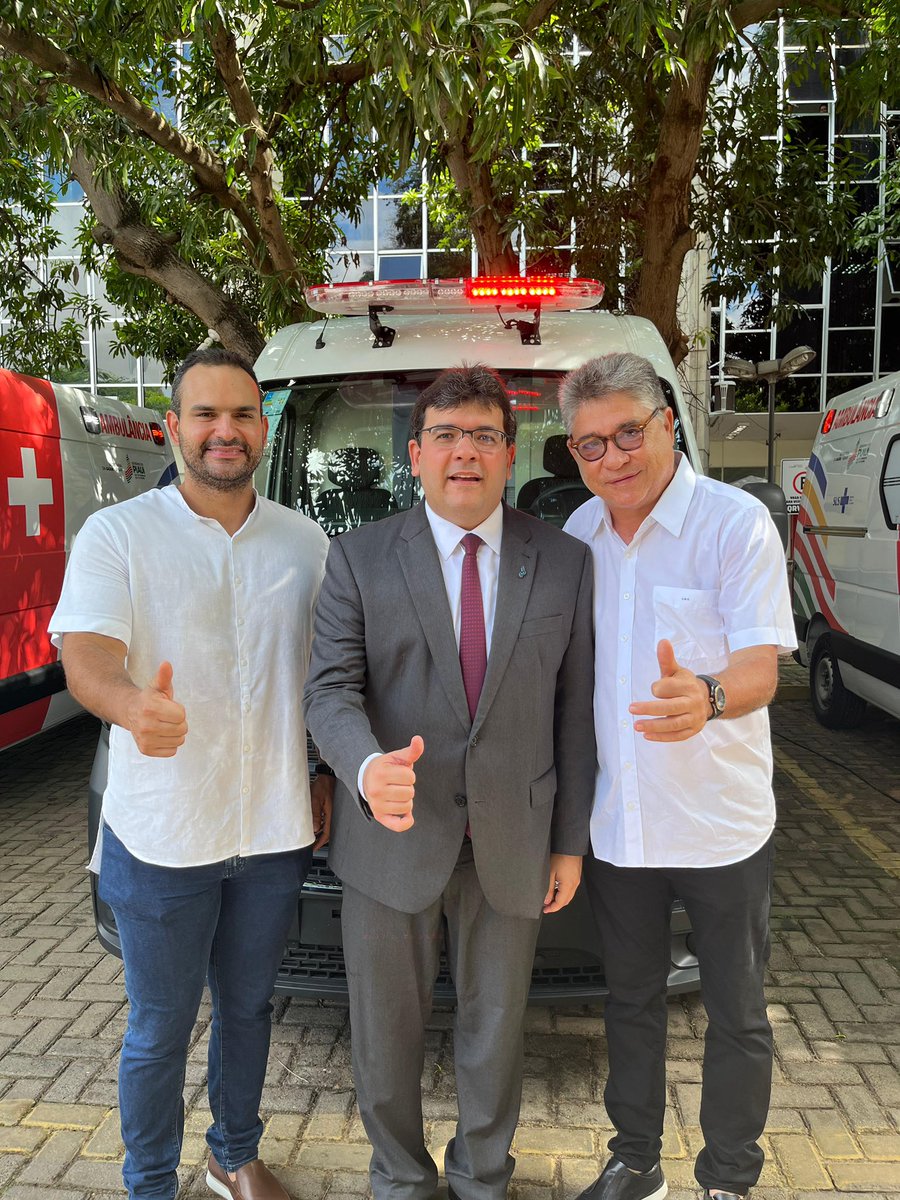 joaomadison's tweet photo. Quero parabenizar o Governador Rafael Fonteles pela posse como presidente do Consórcio Nordeste! Desejamos muito sucesso nessa nova jornada, com o compromisso de fortalecer o protagonismo da nossa região. Nosso Governador é inteligente e competente. Viva o Piauí! Viva o Nordeste! https://t.co/L3sWVRtsdo